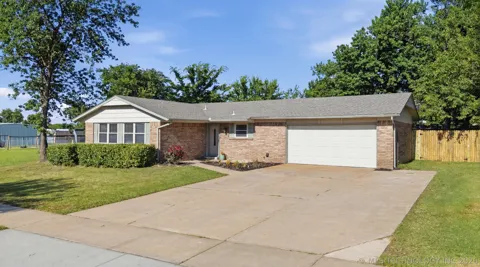 1404 Cedar Street