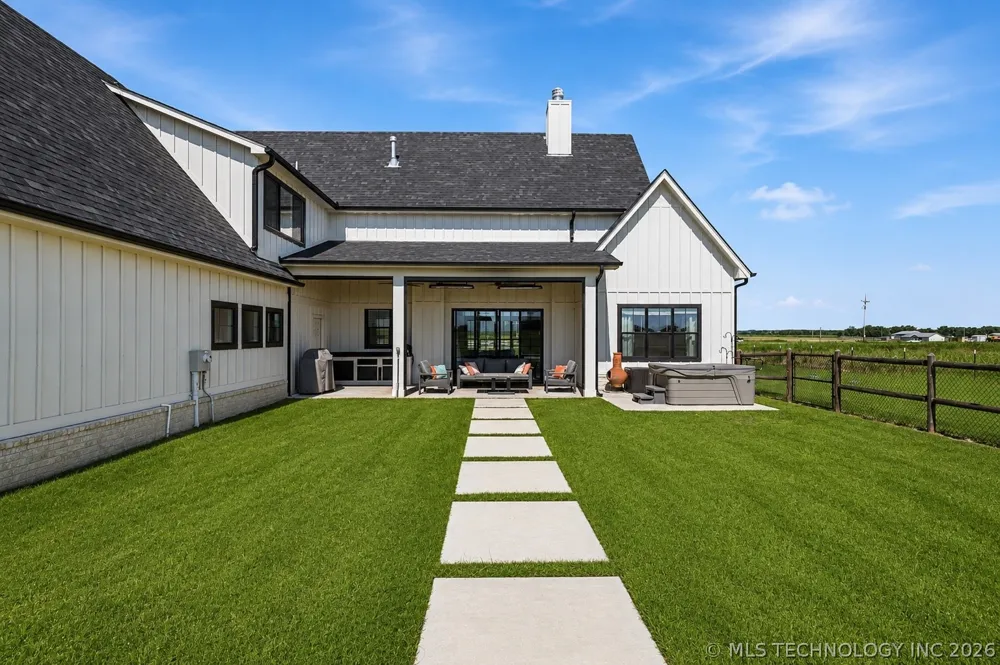 4196 Alt Hwy 75 Beggs, OK 74421