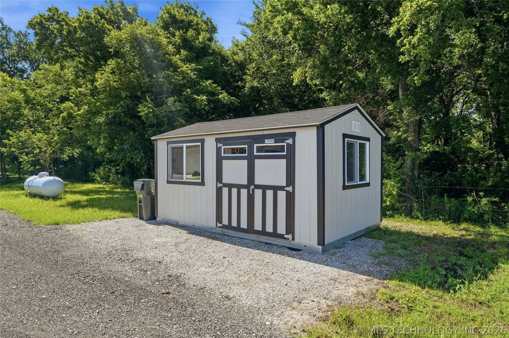 4196 Alt Hwy 75 Beggs, OK 74421