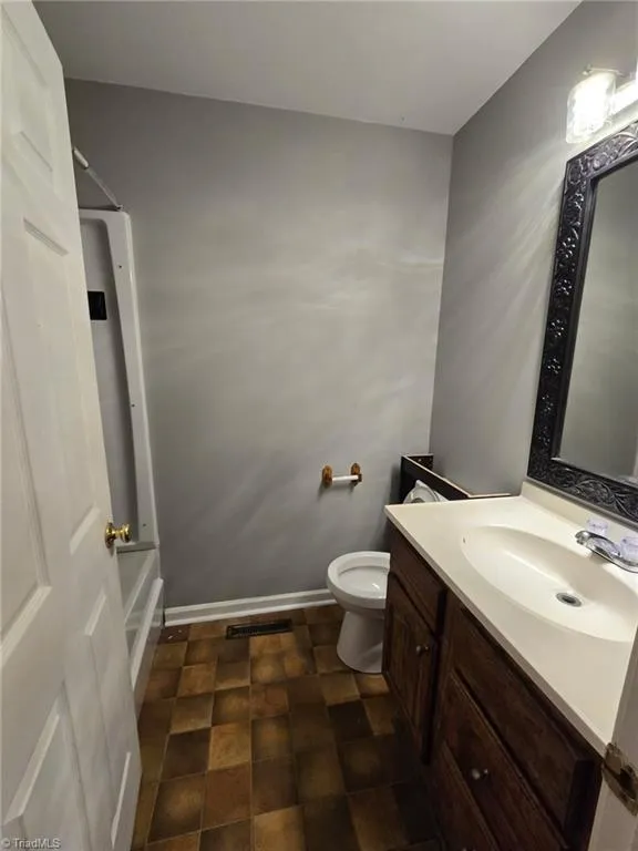 3686 Spainhour Mill Road Tobaccoville, NC 27050