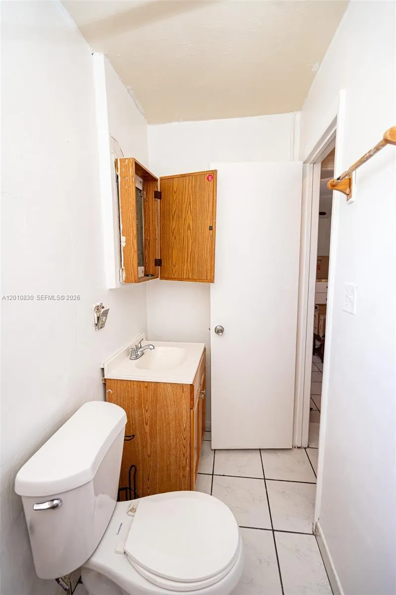18010 NW 48th Ct Miami Gardens, FL 33055