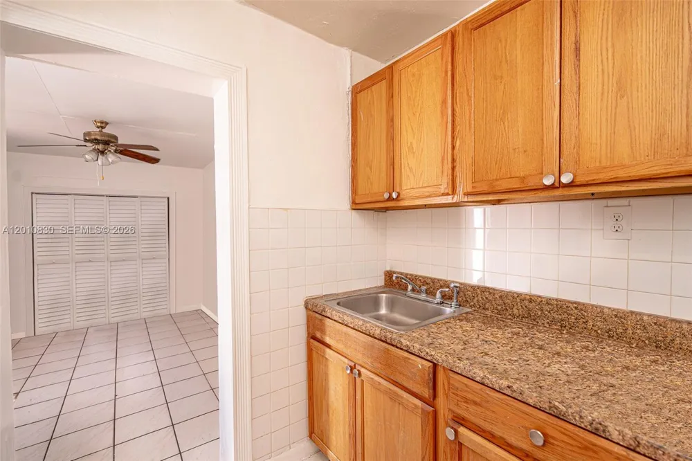 18010 NW 48th Ct Miami Gardens, FL 33055