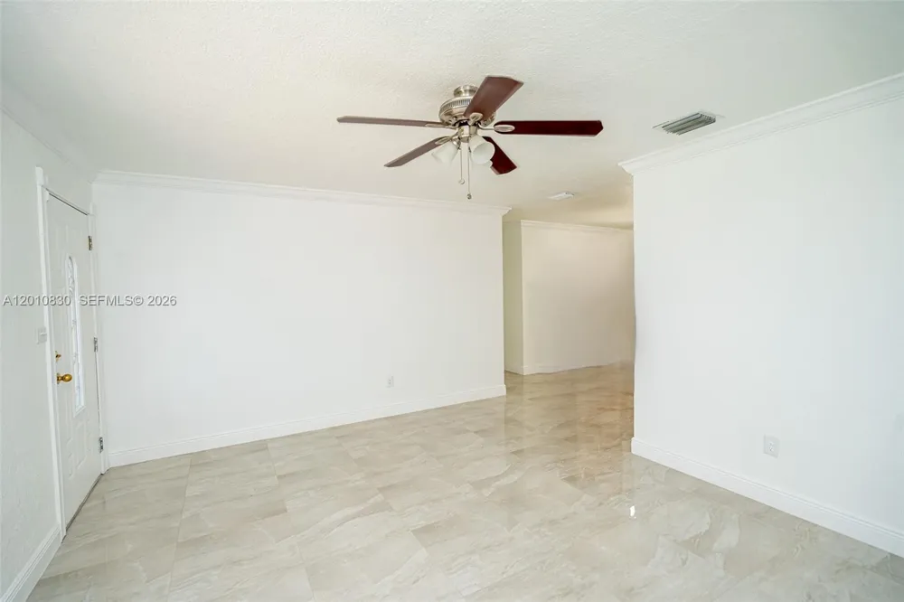 18010 NW 48th Ct Miami Gardens, FL 33055