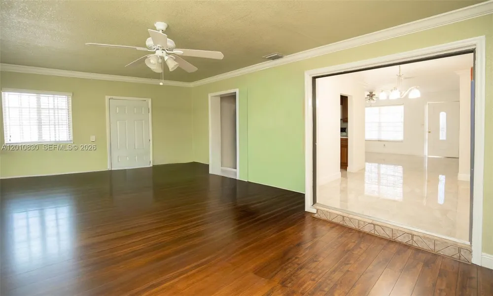 18010 NW 48th Ct Miami Gardens, FL 33055