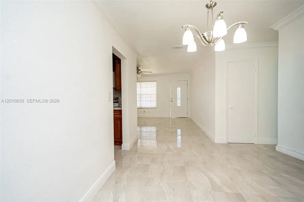 18010 NW 48th Ct Miami Gardens, FL 33055