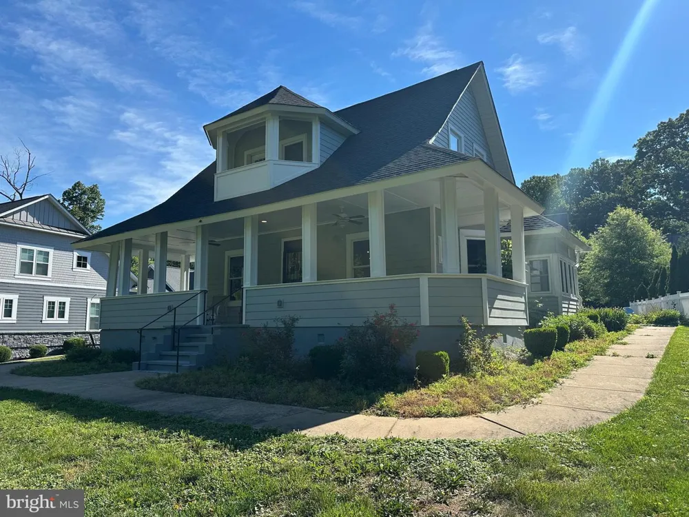 1106 MONROE STREET Herndon, VA 20170