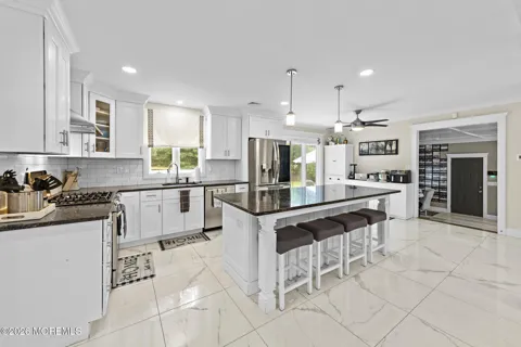 289 Cranberry Road