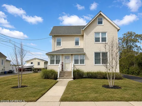 46 Riverdale Avenue #Front