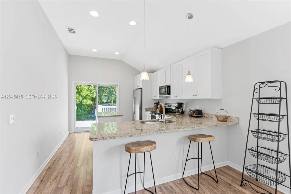 2 POINCIANA COVE RD St Augustine, FL 32084