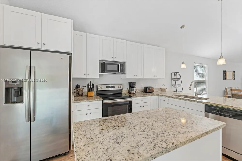 2 POINCIANA COVE RD St Augustine, FL 32084