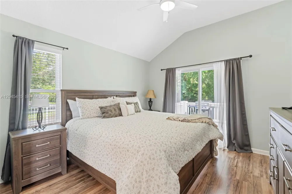 2 POINCIANA COVE RD St Augustine, FL 32084