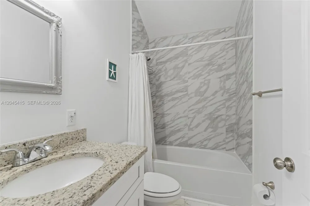 2 POINCIANA COVE RD St Augustine, FL 32084