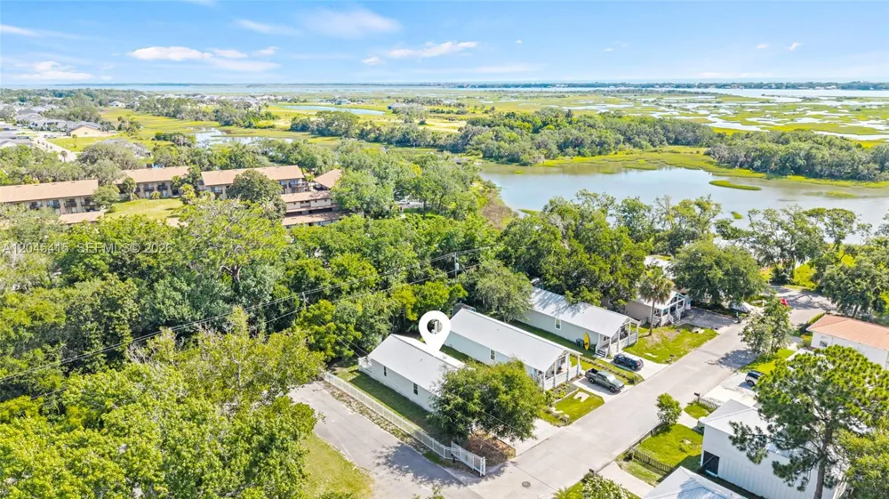 2 POINCIANA COVE RD St Augustine, FL 32084