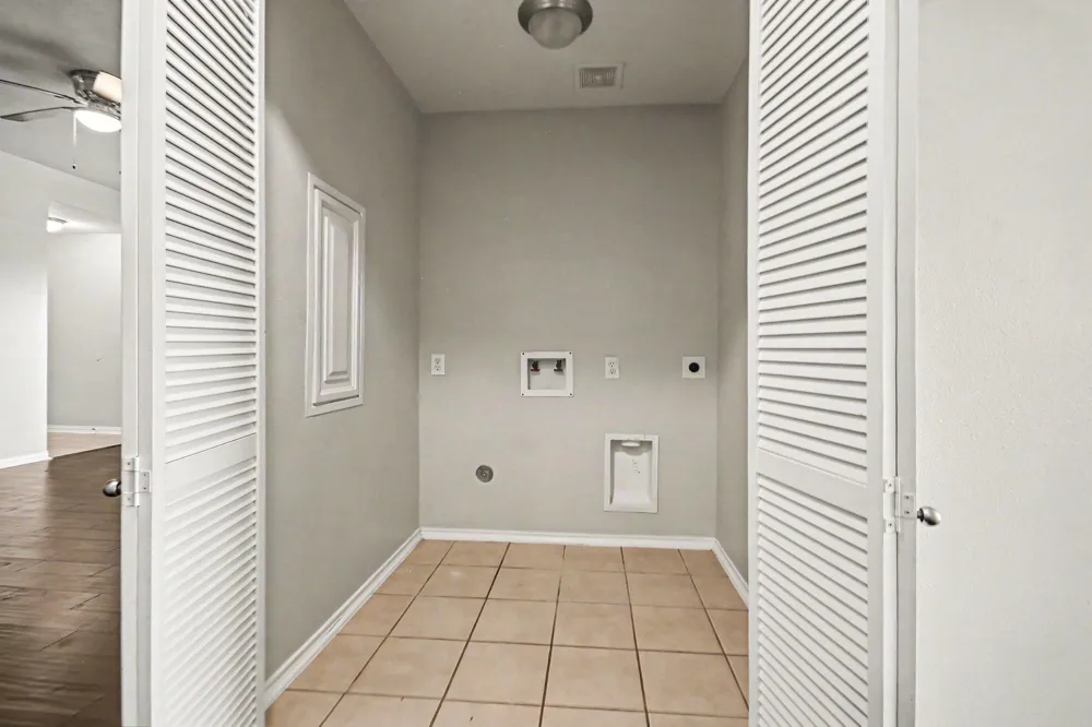 13923 Marners Court Houston, TX 77014