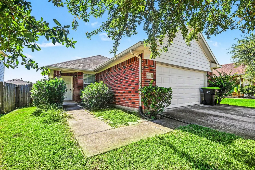 13923 Marners Court Houston, TX 77014