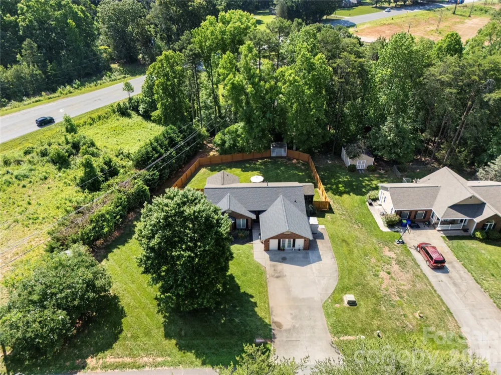 7760 Wallace Lane Denver, NC 28037