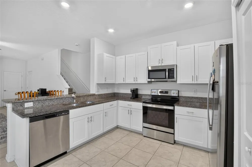 2597 CHARLAN Holiday, FL 34690