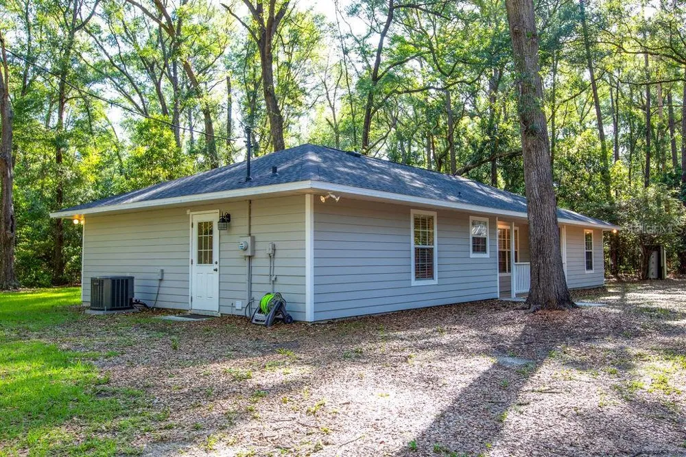 15713 NW 268TH TERRACE High Springs, FL 32643