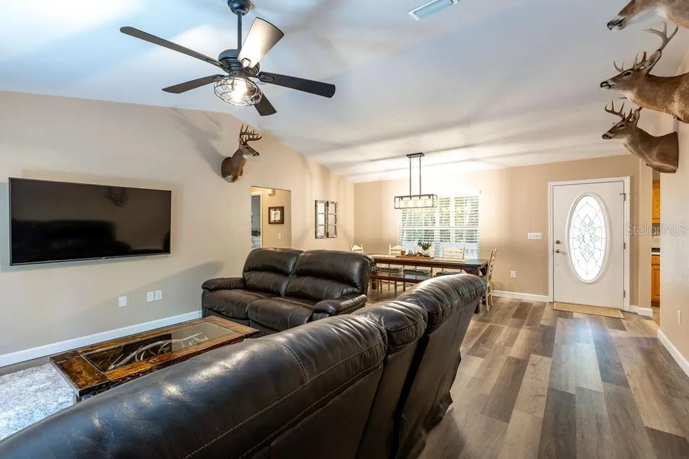 15713 NW 268TH TERRACE High Springs, FL 32643