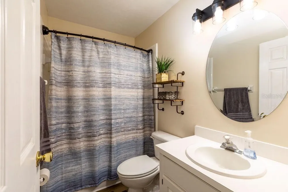 15713 NW 268TH TERRACE High Springs, FL 32643