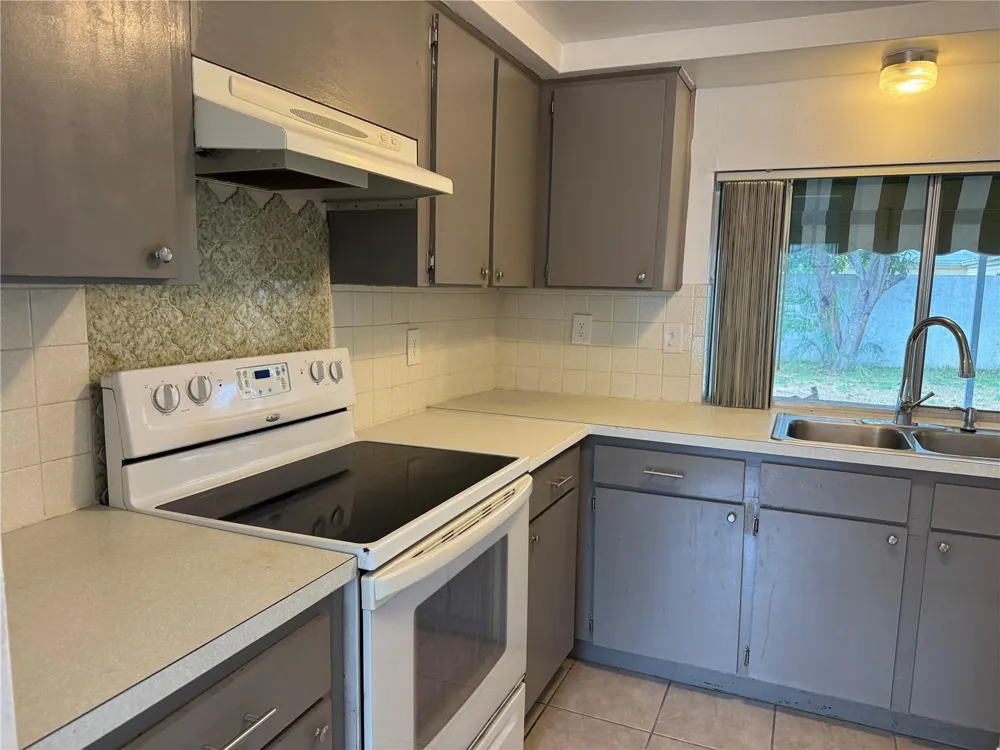 12411 PARTRIDGE HILL ROW Hudson, FL 34667