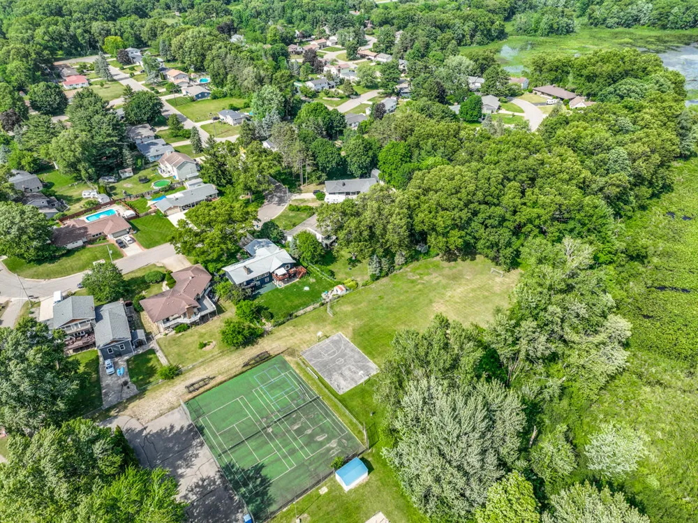 138 Grand Castle Terrace Battle Creek, MI 49014