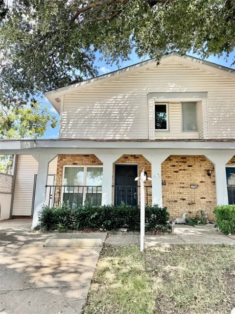 734 Ticonderoga Drive