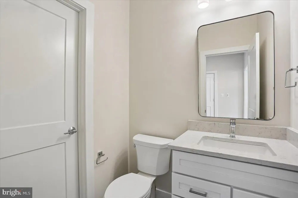 102 ALLEN LANE Poolesville, MD 20837