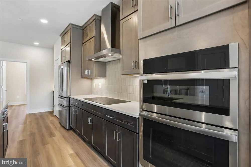 102 ALLEN LANE Poolesville, MD 20837