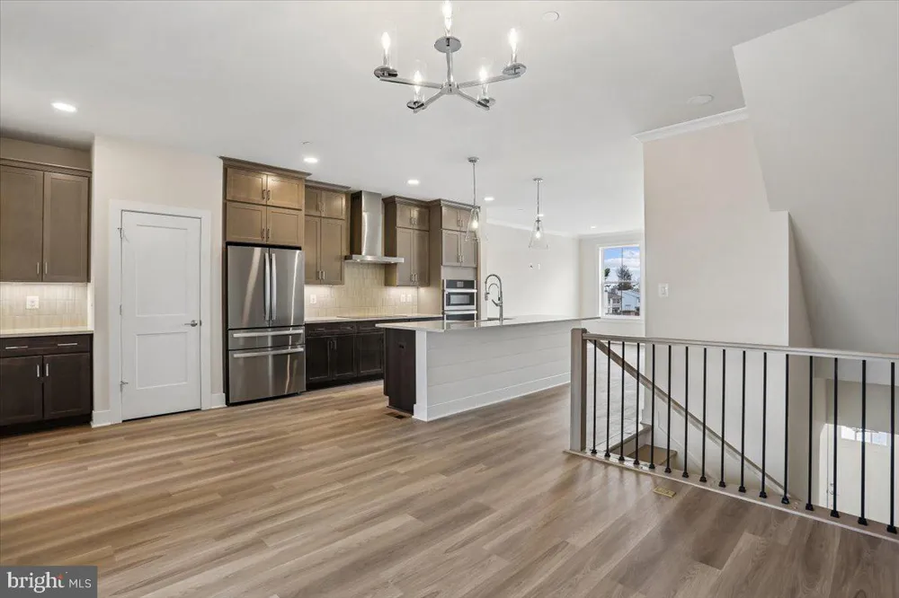 102 ALLEN LANE Poolesville, MD 20837