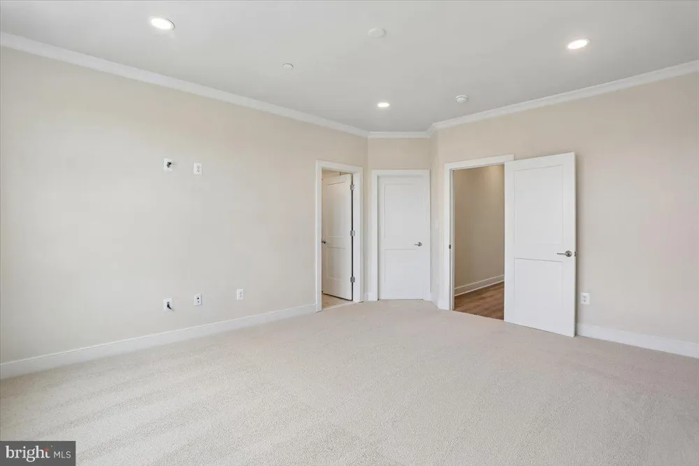 102 ALLEN LANE Poolesville, MD 20837