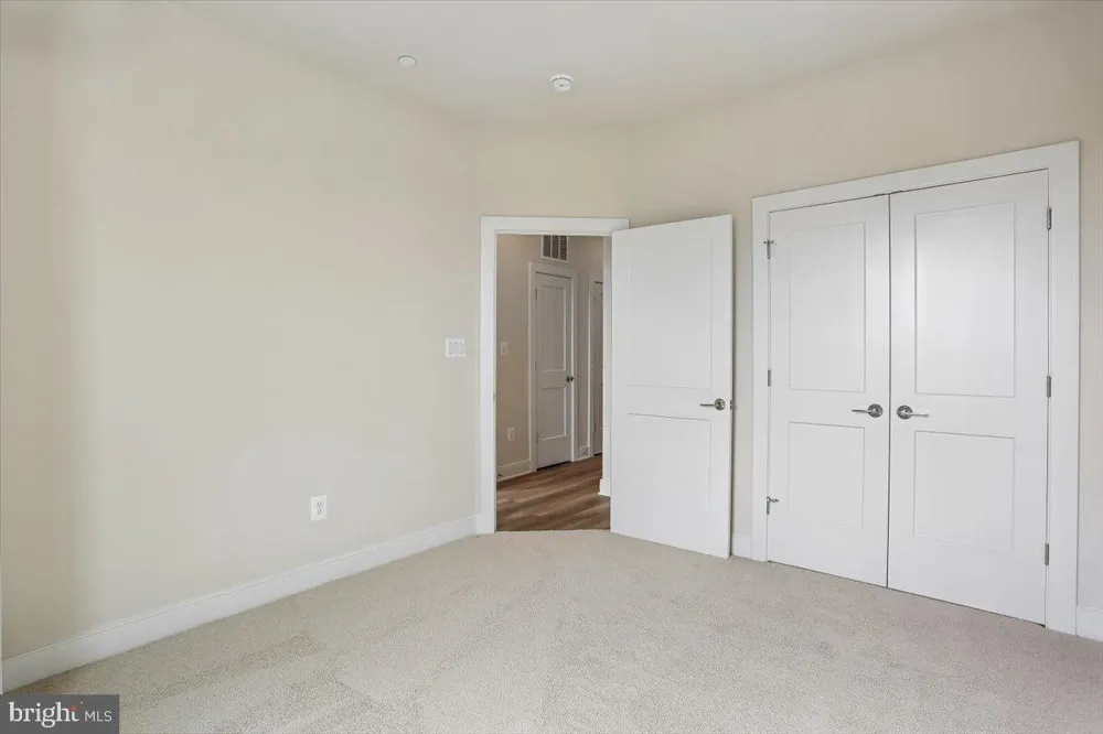 102 ALLEN LANE Poolesville, MD 20837