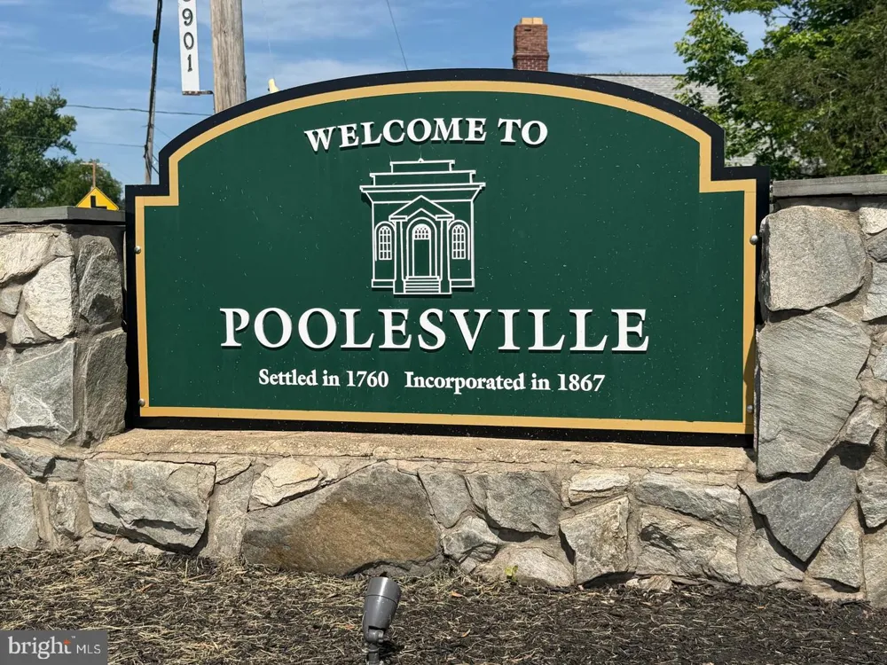 102 ALLEN LANE Poolesville, MD 20837