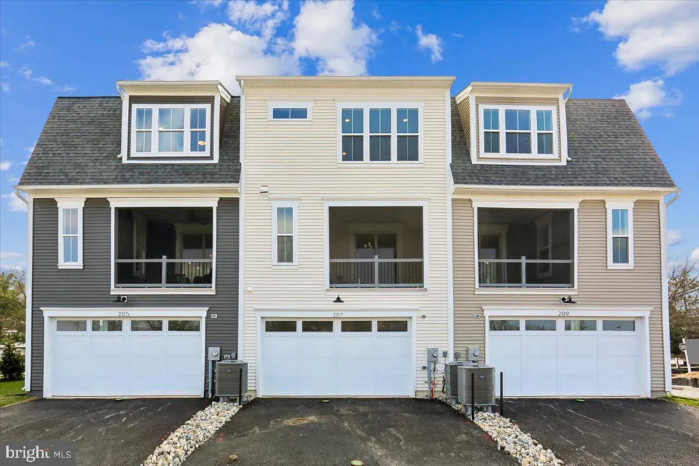 102 ALLEN LANE Poolesville, MD 20837