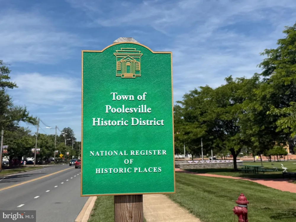 102 ALLEN LANE Poolesville, MD 20837