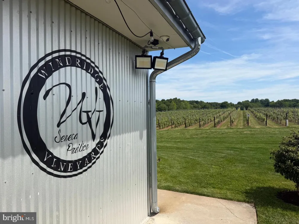 102 ALLEN LANE Poolesville, MD 20837