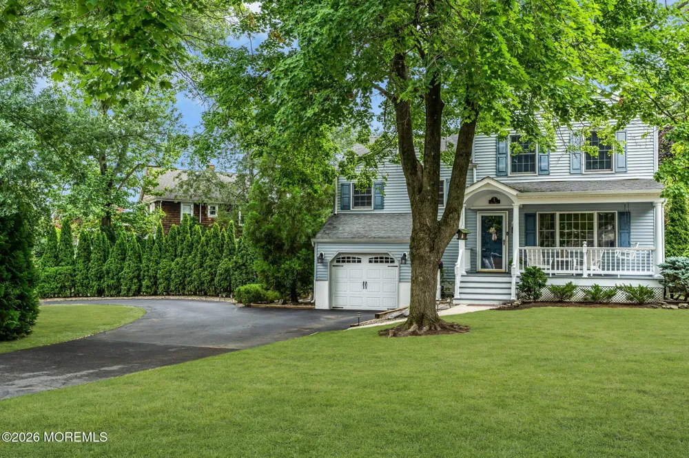 5 Spruce Drive Shrewsbury, NJ 07702