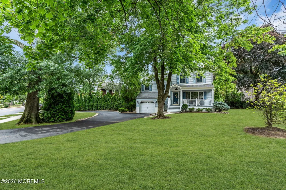5 Spruce Drive Shrewsbury, NJ 07702