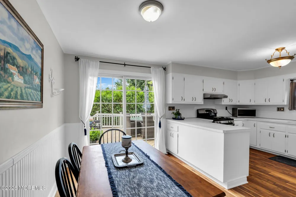 5 Spruce Drive Shrewsbury, NJ 07702