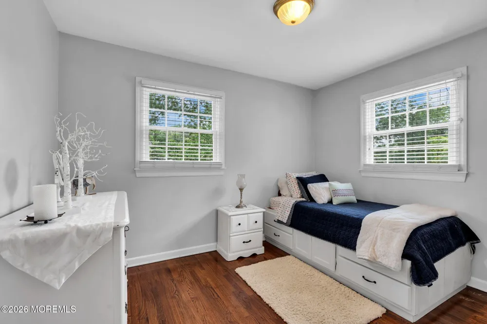 5 Spruce Drive Shrewsbury, NJ 07702
