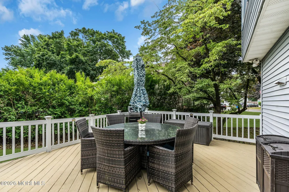 5 Spruce Drive Shrewsbury, NJ 07702