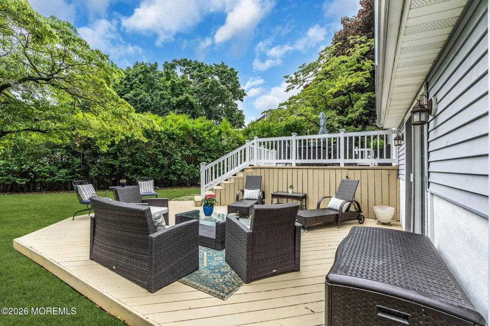 5 Spruce Drive Shrewsbury, NJ 07702
