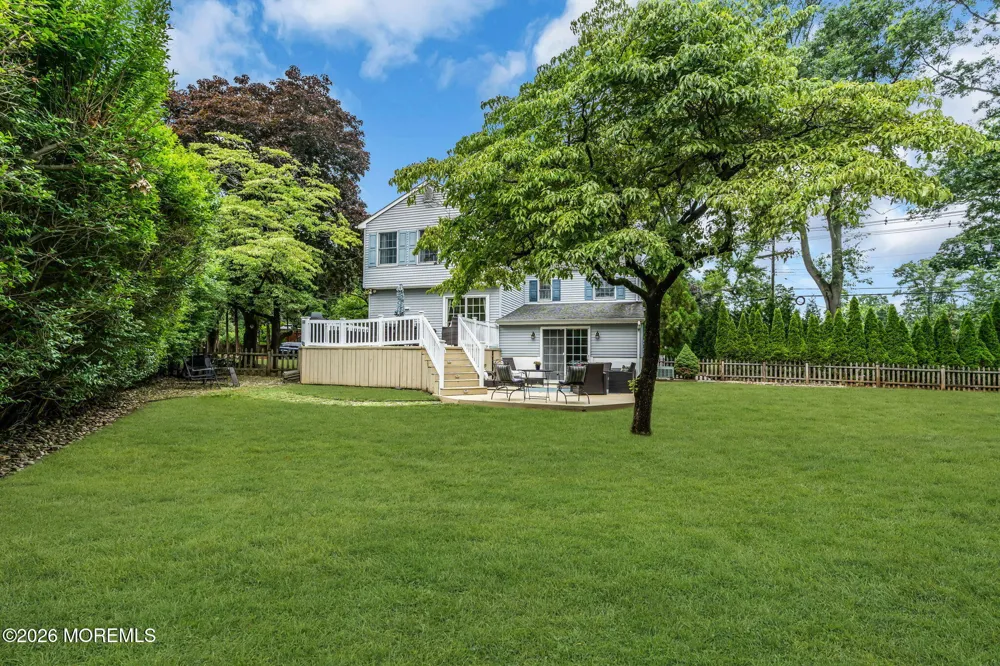 5 Spruce Drive Shrewsbury, NJ 07702