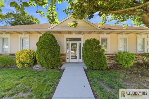 320 Spotswood Englishtown Road