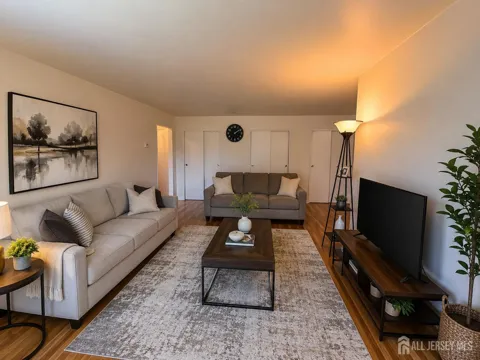 24 Woodedge Avenue #3