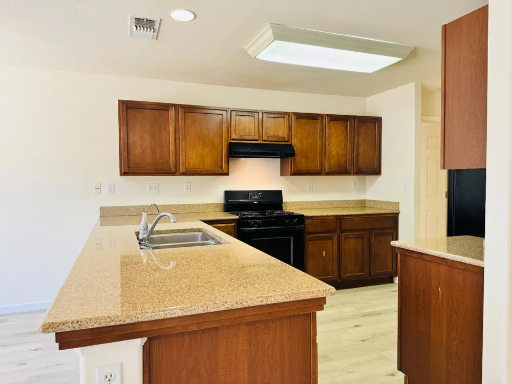 6591 W Fairmont Avenue Fresno, CA 93723