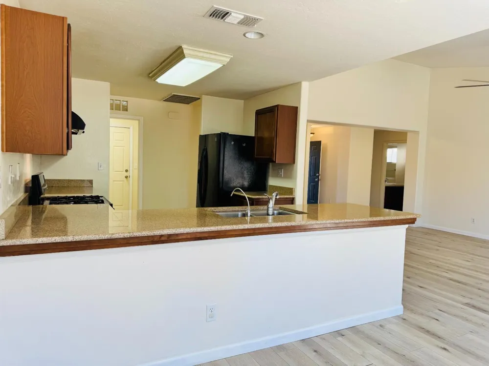 6591 W Fairmont Avenue Fresno, CA 93723