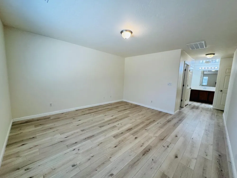 6591 W Fairmont Avenue Fresno, CA 93723