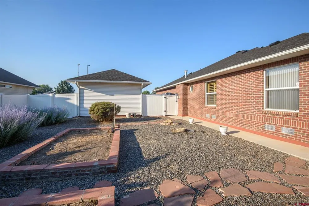 1669 Ironton Street Montrose, CO 81401
