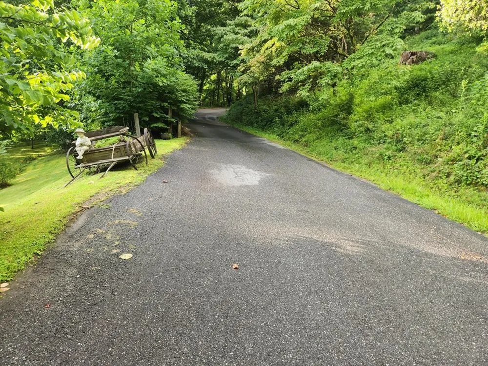 Mountainside drive Waynesville, NC 28786